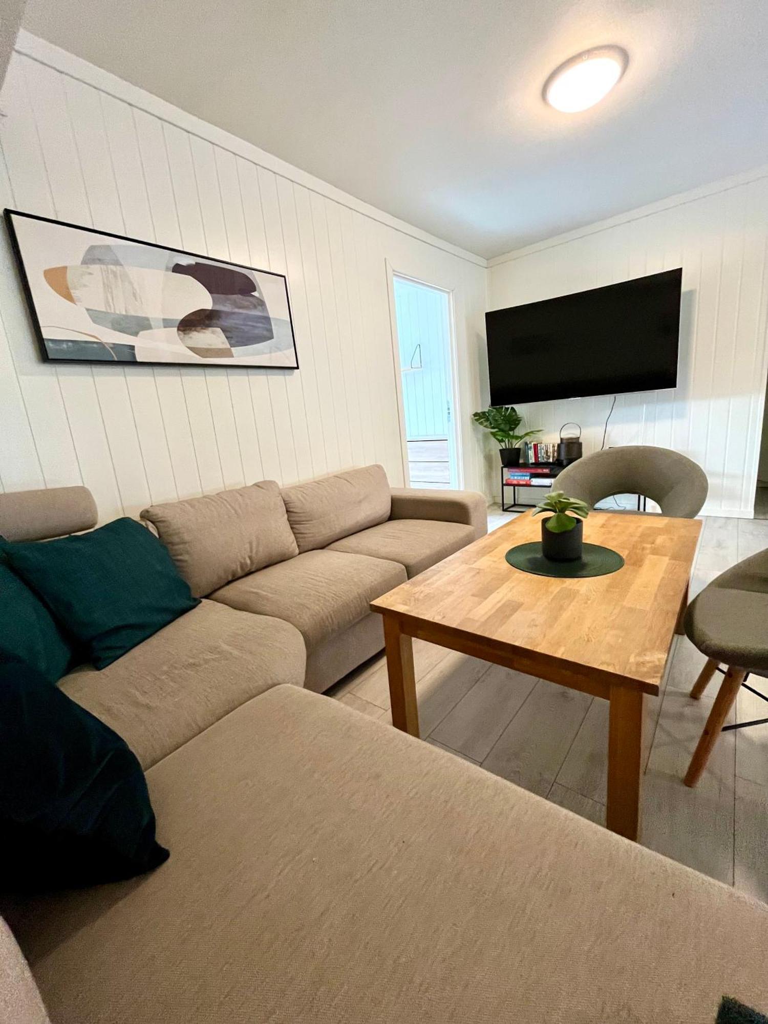 Apartment In The Heart Of Åndalsnes Exterior foto